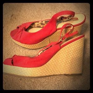 Red wedges with print inside
